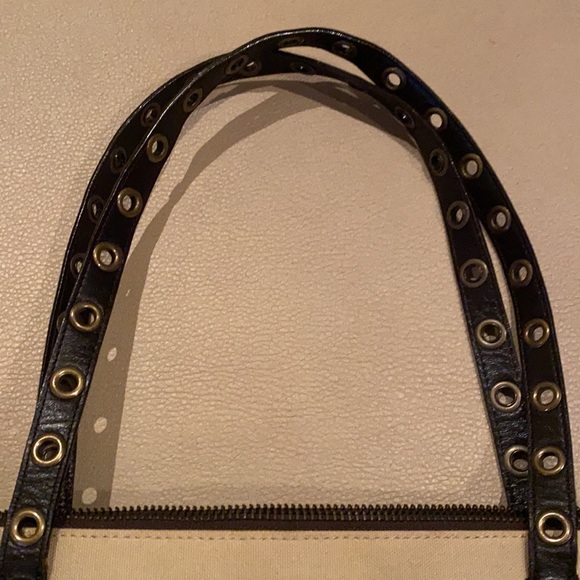 🌺 Stylish BCBG Maxazaria hand/shoulder bag - Picture 7 of 11